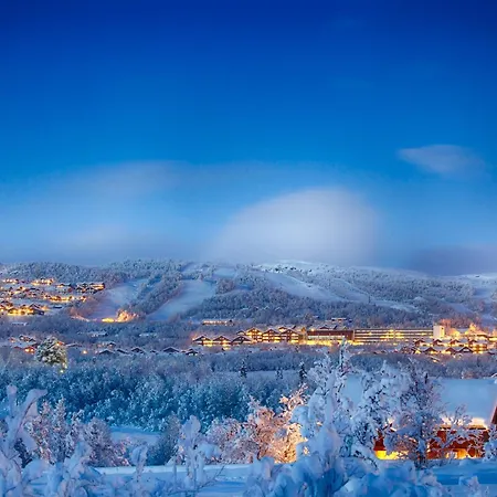 別荘 A Cozy, Rustic Retreat With Fireplace And Terrace Beitostolen